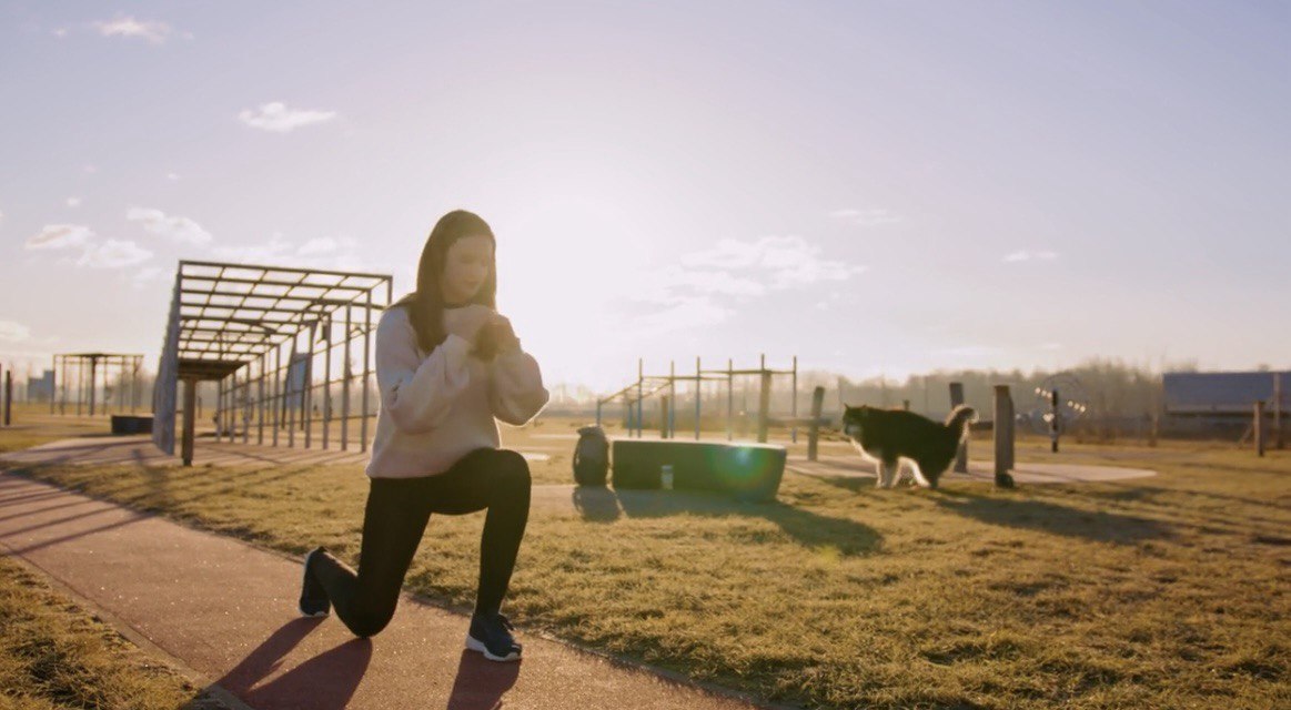 10 эффективных упражнений без оборудования, которые можно выполнять где угодно