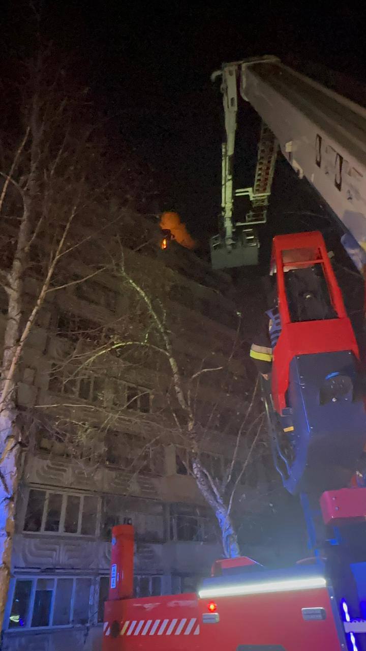 РФ вдарила по Броварах: приліт по багатоповерхівці, є поранені