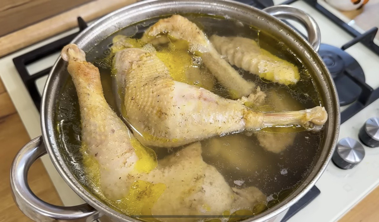 Домашний прозрачный холодец, который получится у каждого: пошаговый рецепт