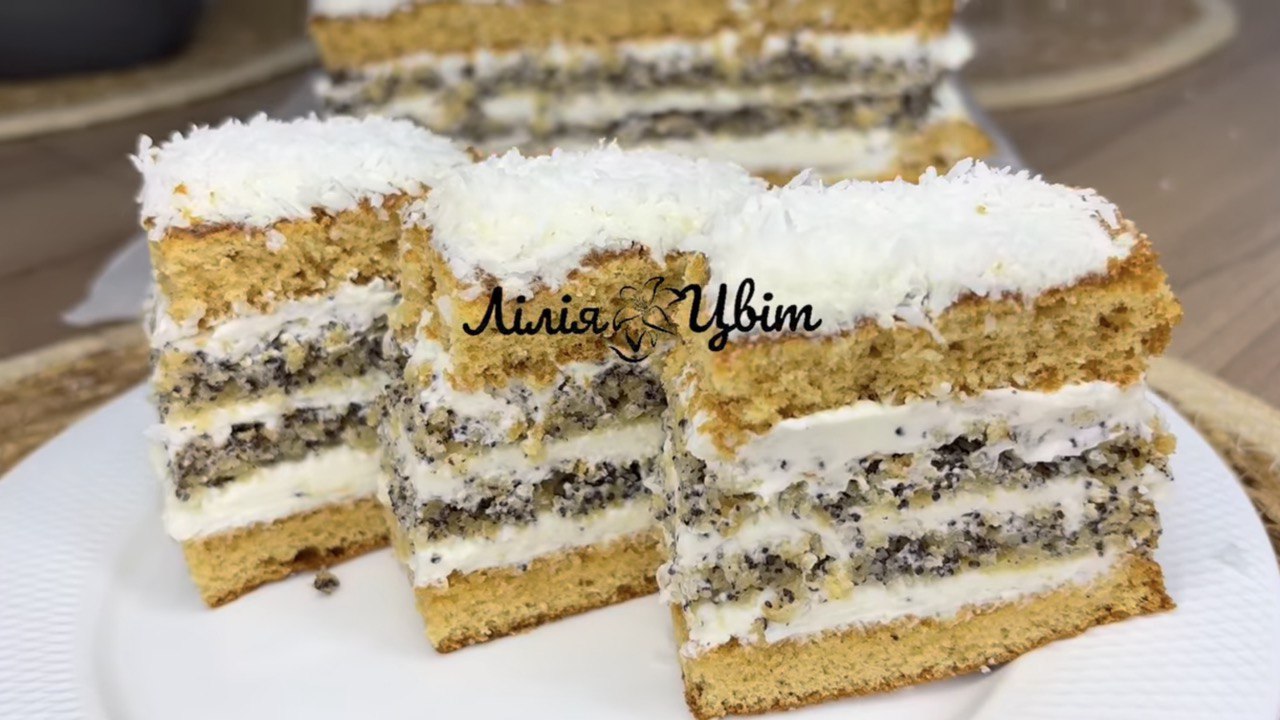 Медово-маковий пляцок на Різдво: рецепт святкового десерту