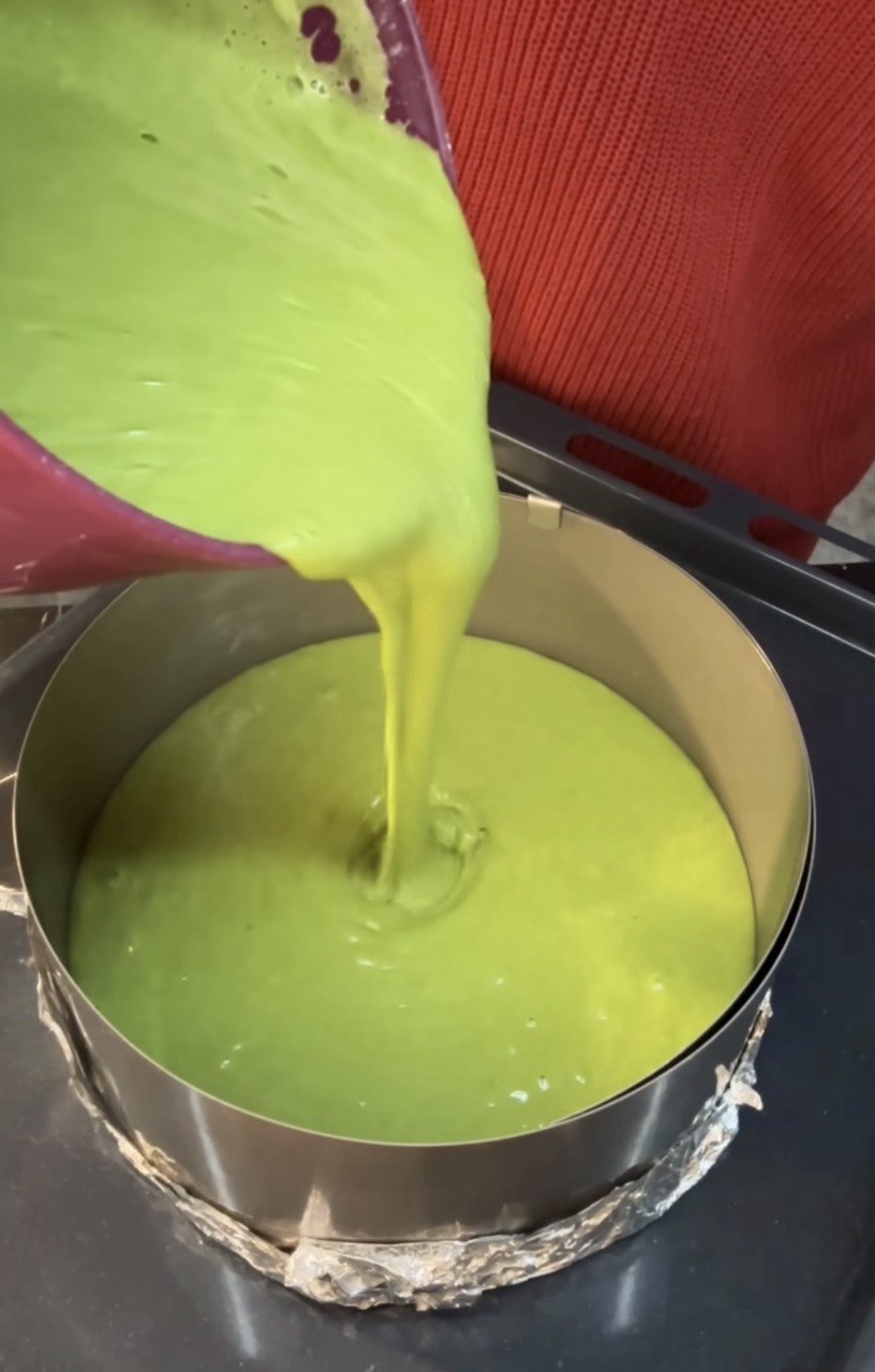 Рецепт шпинатного торта з ягідною начинкою: ви такого ще не їли