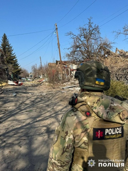 Russian forces drop 19 bombs on Donetsk region in one day: Casualties reported
