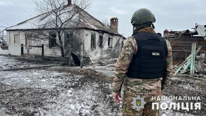 Russia drops 28 bombs on Donetsk region, causing casualties and damage