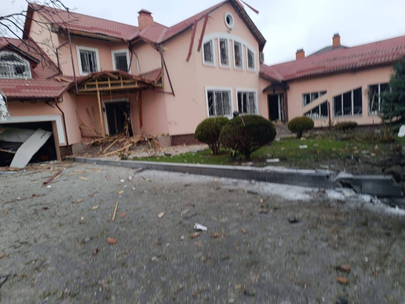 Houses damaged, one injured in Kyiv region after drone attack (photo)