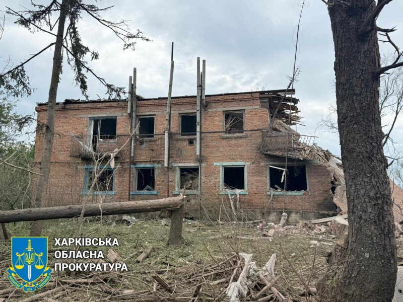 Russian drone targets car in Ukraine's Kharkiv region, injuring two residents