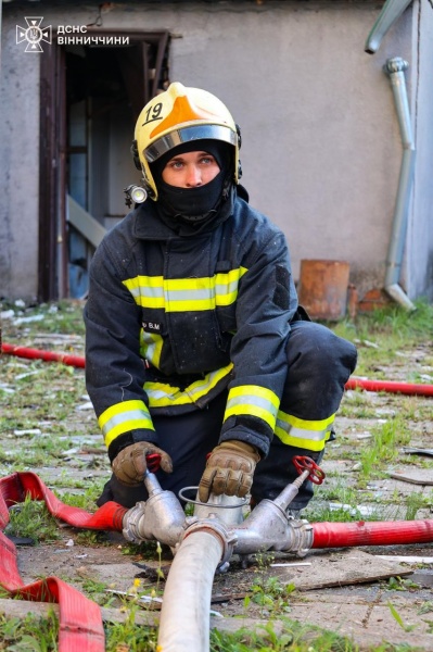 Russian strike hits Vinnytsia region: Emergency services show aftermath