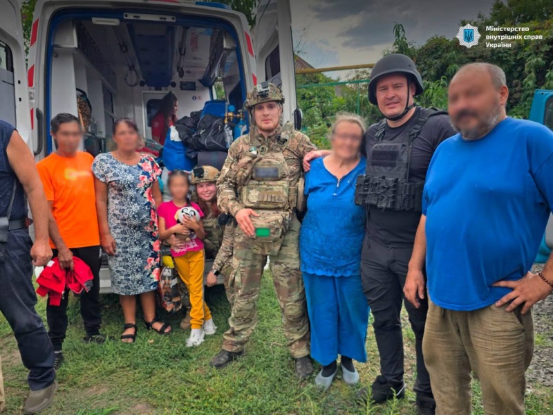 Evacuation of civilians continues in Ukraine's Yarova following Russian airstrike