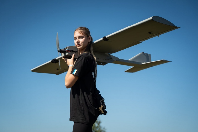 Ukraine to deploy jamming-resistant kamikaze drones with 40+ km range