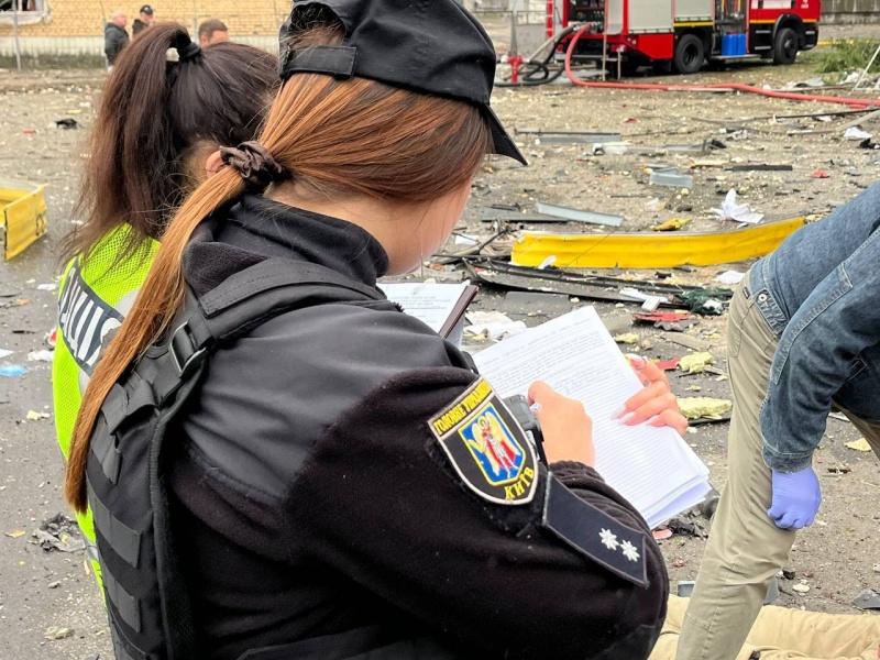 Massive strike on Ukraine: Russia injures over 70, damages 100 facilities