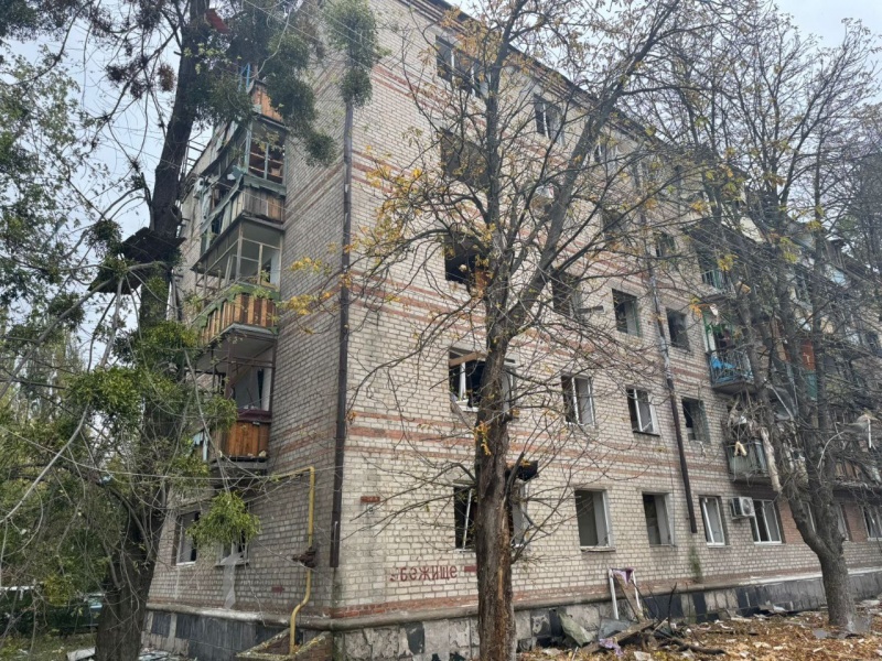 Russian forces drop bombs on Sloviansk, destruction and injuries reported