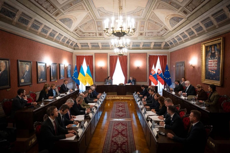 Ukrainian PM Svyrydenko and Slovak PM Fico begin talks in Slovakia: First details emerge