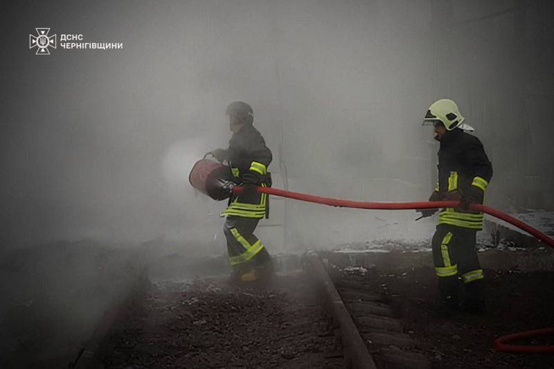 Enemy hits power grid in three Chernihiv districts, tens of thousands lose electricity