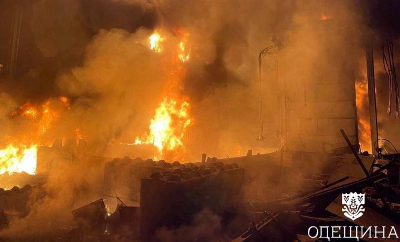 Russian drones attack Odesa twice in one night: port and energy infrastructure targeted