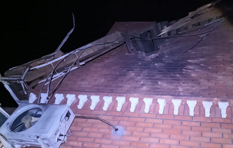 Russians strike Dnipro and the region overnight: Fires break out, one injured