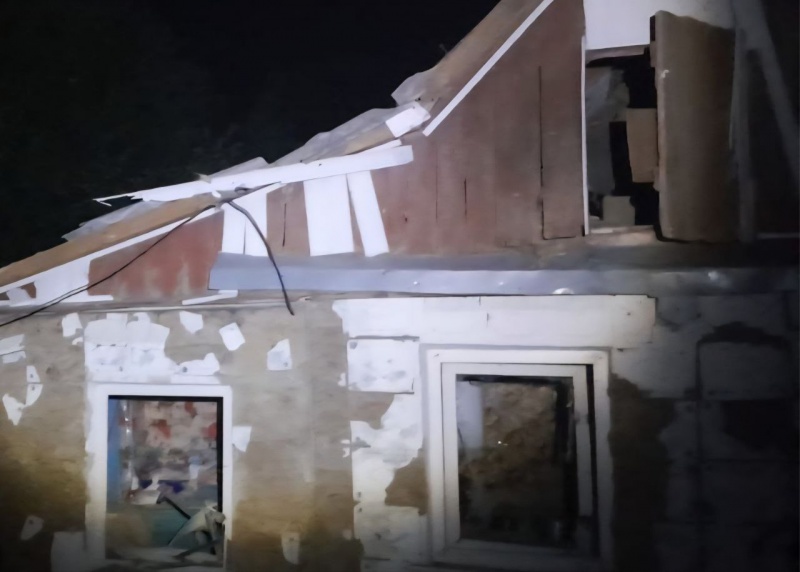 Russians strike Dnipro and the region overnight: Fires break out, one injured