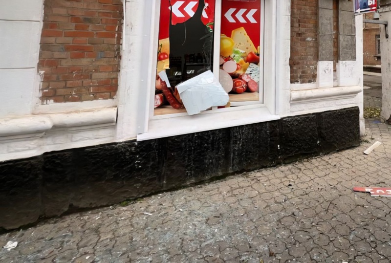 Russia hits Ukrainian city of Nikopol with artillery, casualties reported