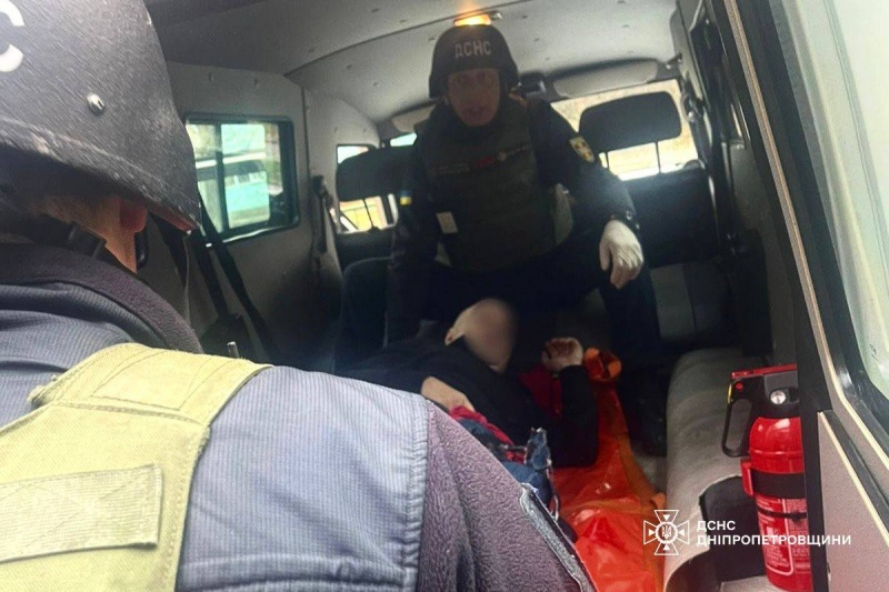 Fires, destruction and injuries: Russia strikes Ukraine's Dnipropetrovsk region