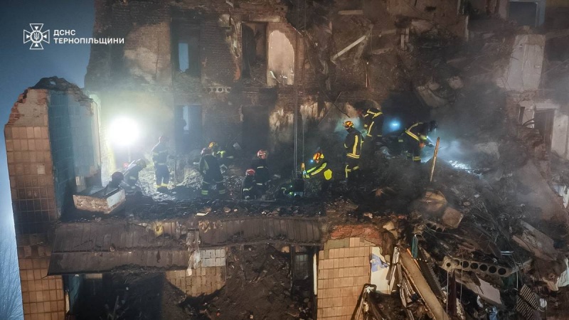 Rescue efforts continue in Ukrainian city of Ternopil after deadly Russian attack: 28 dead, 16 missing