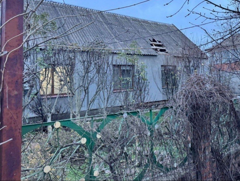 Russian forces strike Ukrainian city of Dnipro and nearby districts, heavy damage reported