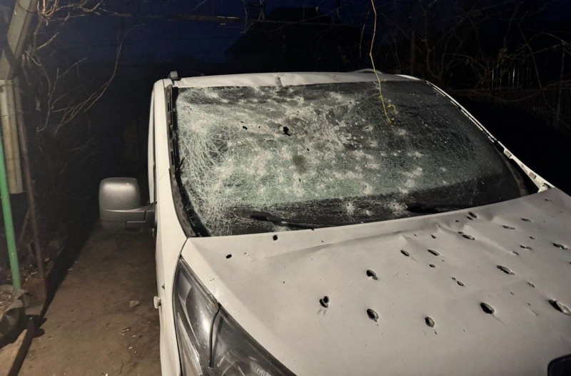 Russian forces strike Ukrainian city of Dnipro and nearby districts, heavy damage reported