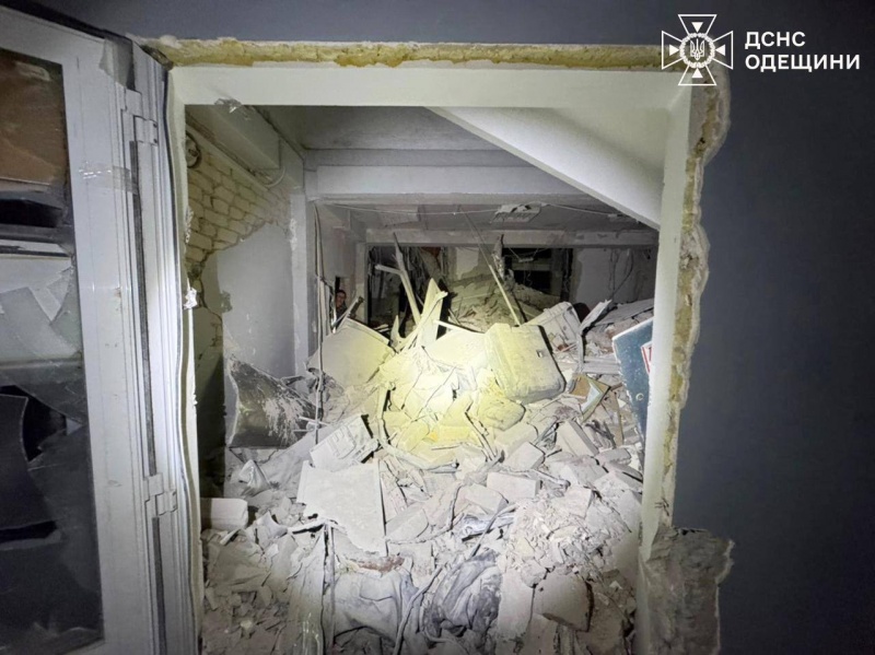 Russia attacks port infrastructure in Ukraine's Odesa region overnight, casualties reported