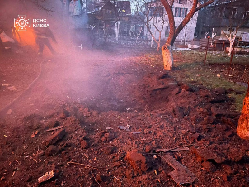 Flames and destruction in Kyiv: First images after Russian attack