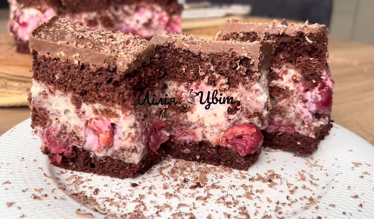 Торт "П'яна вишня" без зайвих витрат: бюджетний домашній рецепт