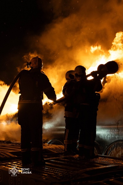 Night attack on Kyiv: Photos show the aftermath