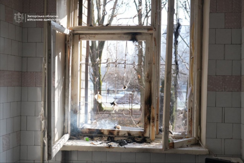 Russians strike maternity hospital in Zaporizhzhia