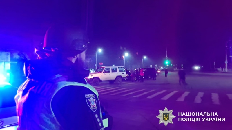 Explosion rocks gas station in Ukraine, police wounded — fears of new wave of attacks