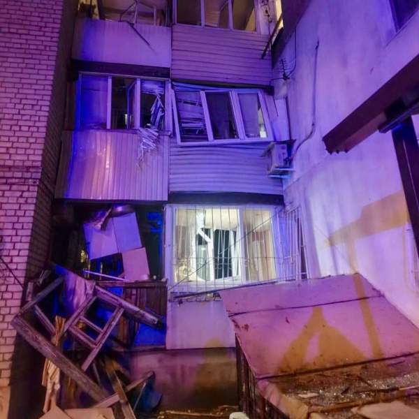 Dnipro hit overnight: 8 high-rises damaged and hundreds of windows shattered (photos)