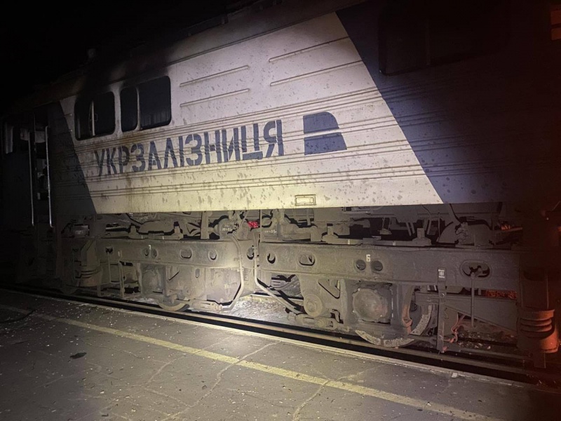 Russian strike hits suburban train in Kharkiv region, injuries reported