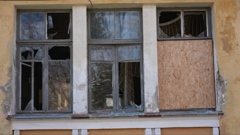Russian bomb kills three in Ukraine's Kramatorsk, including child