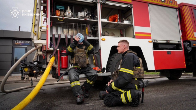 Russian attack on Kyiv region leaves 1 dead, 8 injured, veterinary clinic destroyed