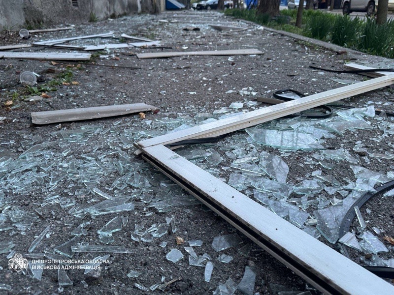 Russian strike hits Dnipro: Details on casualties and damage (video)