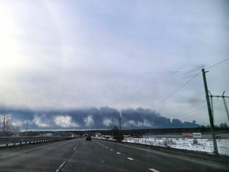 Ukrainian Security Service hits key Russian oil station, massive fire erupts (photos)