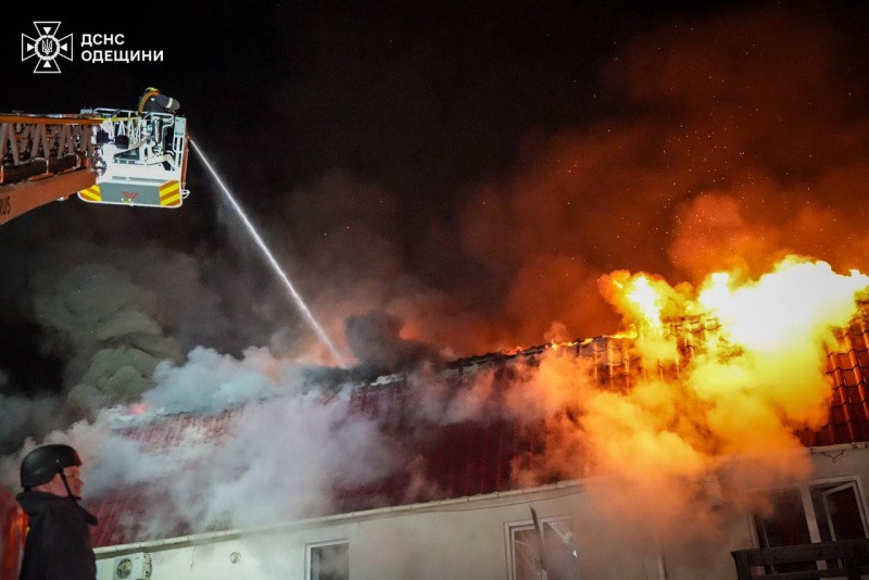 Deadly night strike on Odesa kills 2, injures over 10, including children