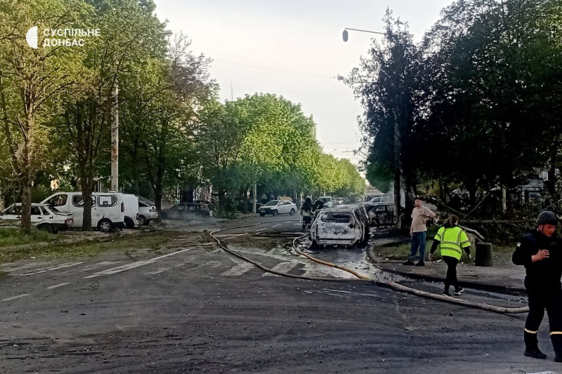 Russia strikes center of Ukraine's Kramatorsk with high-explosive bombs: Fatalities reported