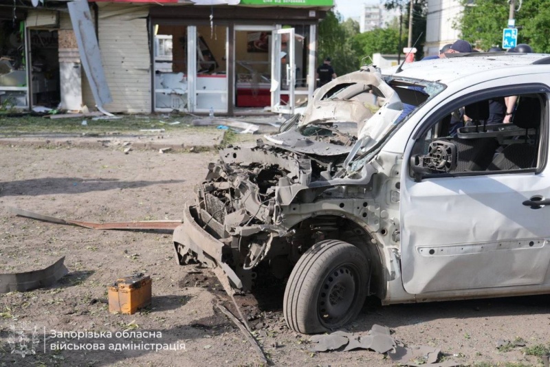 Drone strikes residential area in Zaporizhzhia, casualties reported