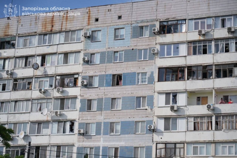 Drone strikes residential area in Zaporizhzhia, casualties reported