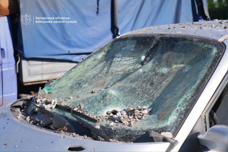 Russia strikes Ukraine's Zaporizhzhia: Damage to logistics operator facility reported