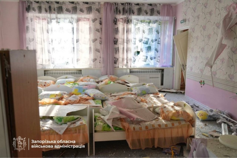 Russia hits Zaporizhzhia with 7 aerial bombs in 90 mins: Strike on kindergarten reported