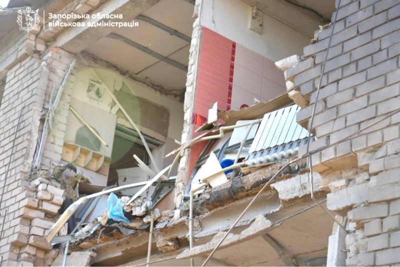 Russia hits Zaporizhzhia with 7 aerial bombs in 90 mins: Strike on kindergarten reported