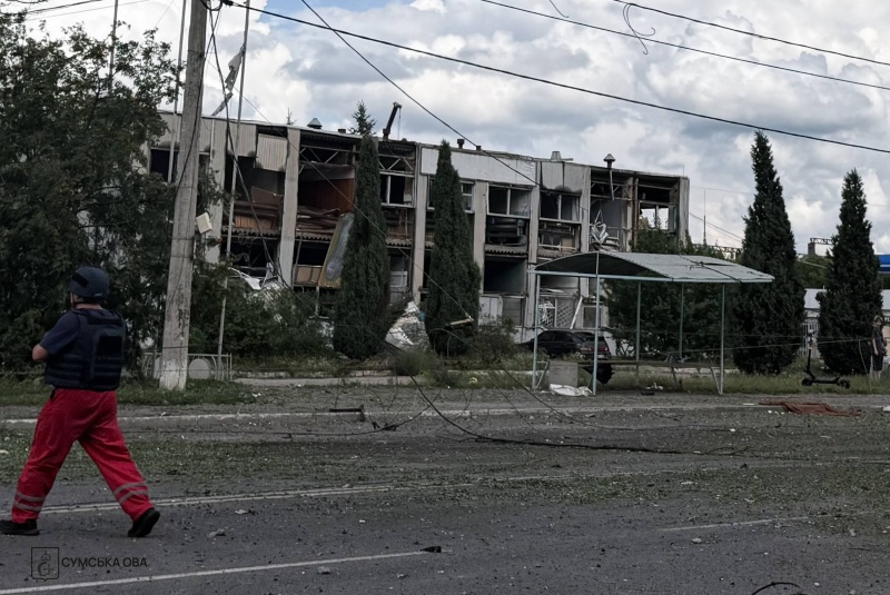 Deadly Russian bomb attack rocks crowded area in Sumy: Devastation revealed