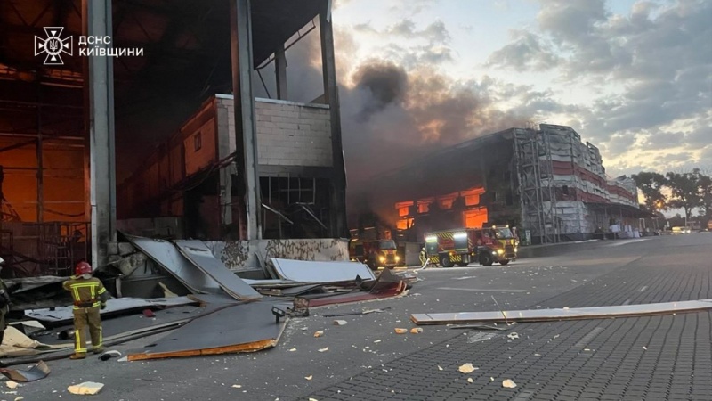 Russian strike destroys major logistics hub near Kyiv