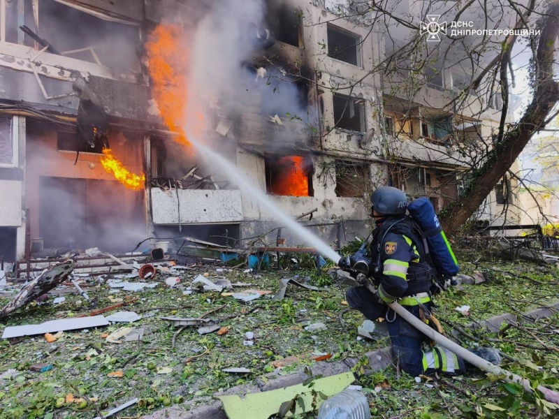 Russia hits Pavlohrad with guided bomb for first time, killing two