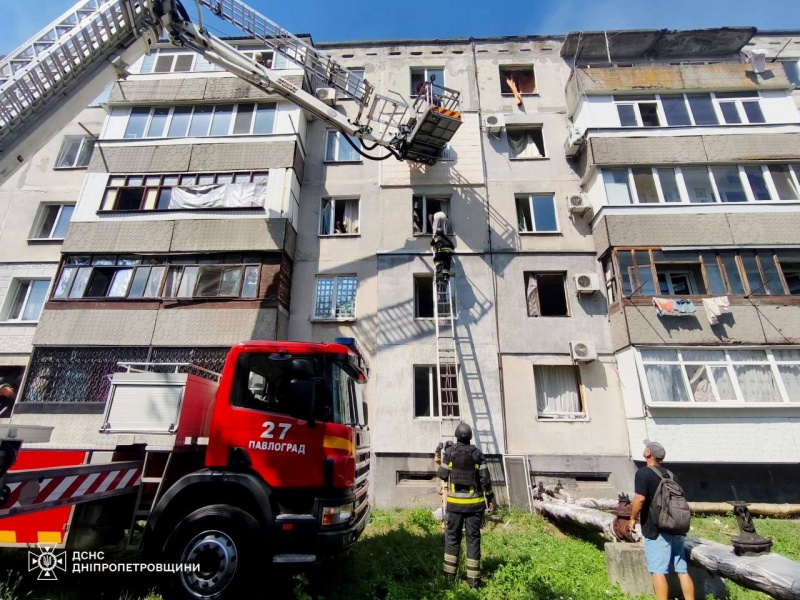 Russia hits Pavlohrad with guided bomb for first time, killing two