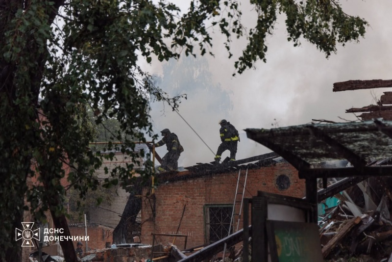 Russia launches third massive attack on Ukraine's Sloviansk in 24 hours, injuring 16 people