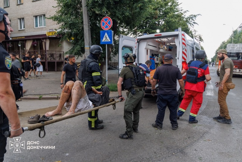 Russia launches third massive attack on Ukraine's Sloviansk in 24 hours, injuring 16 people
