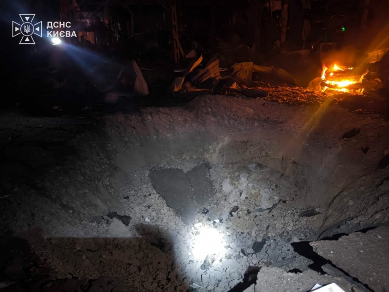 Emergency service shows aftermath of overnight Russian attack on Kyiv
